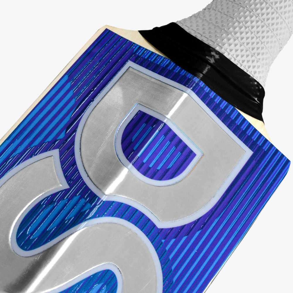 DSC BLU 99 Kashmir Willow Cricket Bat DSC BLU 99 Kashmir Willow Cricket Bat