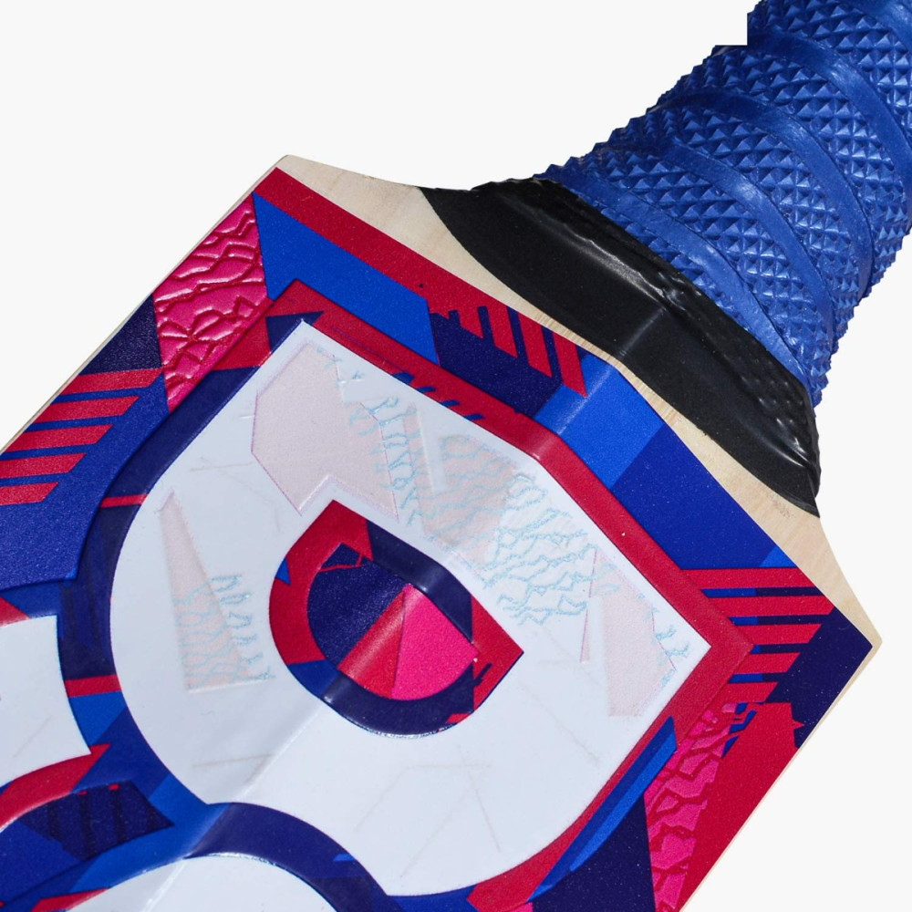 DSC Intense Force Kashmir Willow Cricket Bat DSC Intense Force Kashmir Willow Cricket Bat