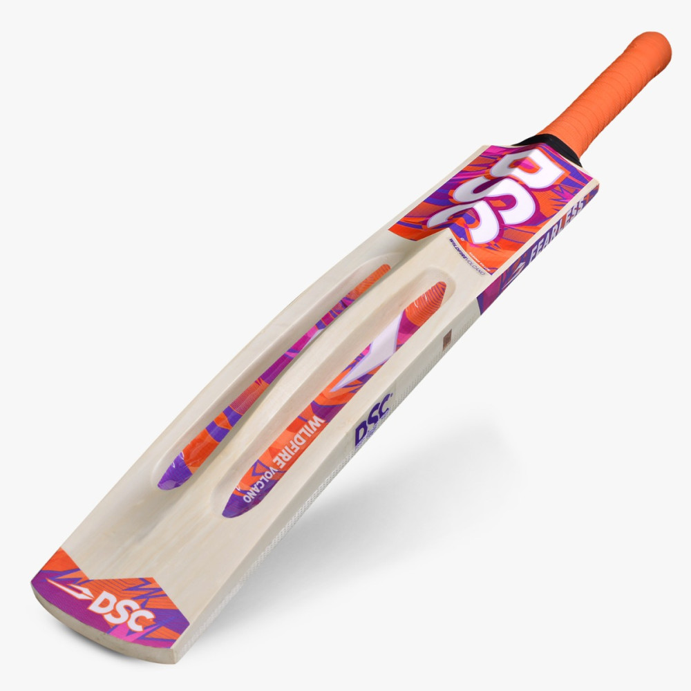 DSC Wildfire Volcano Tennis Cricket Bat