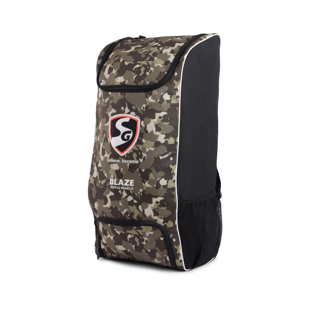 SG Blaze Junior Duffle Wheelie Kit Bag SG Blaze Junior Duffle Wheelie Kit Bag