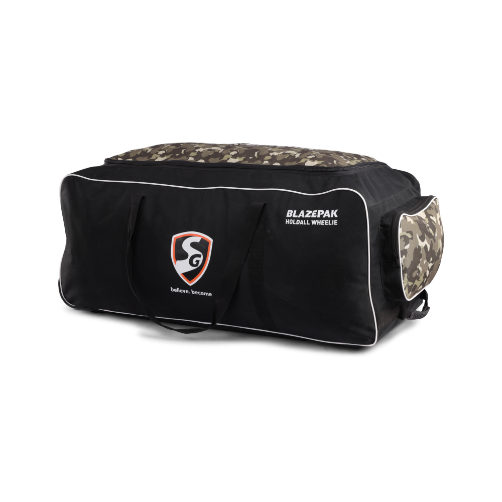 SG Blazepak Holdall Wheelie Kit Bag SG Blazepak Holdall Wheelie Kit Bag