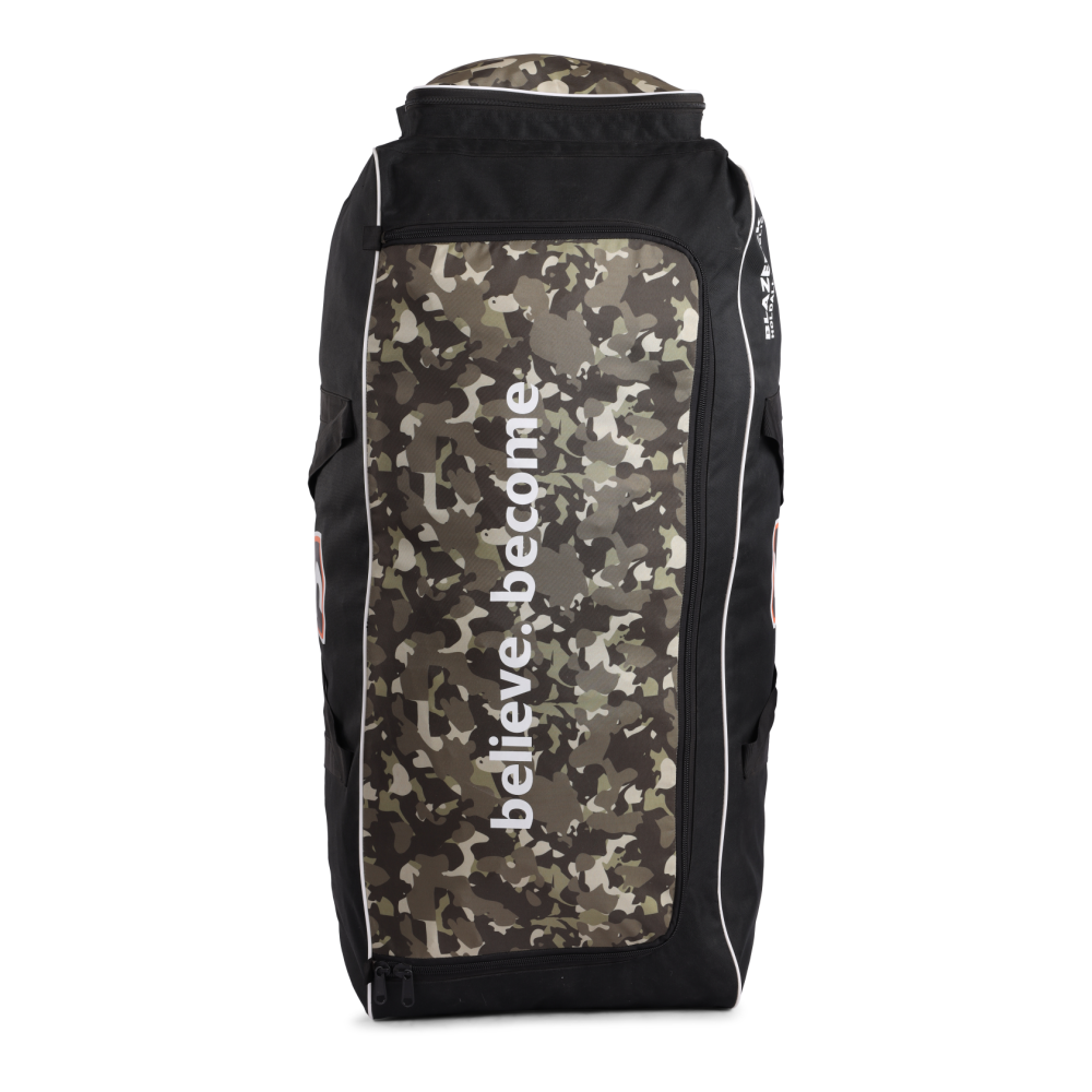 SG Blazepak Holdall Wheelie Kit Bag SG Blazepak Holdall Wheelie Kit Bag