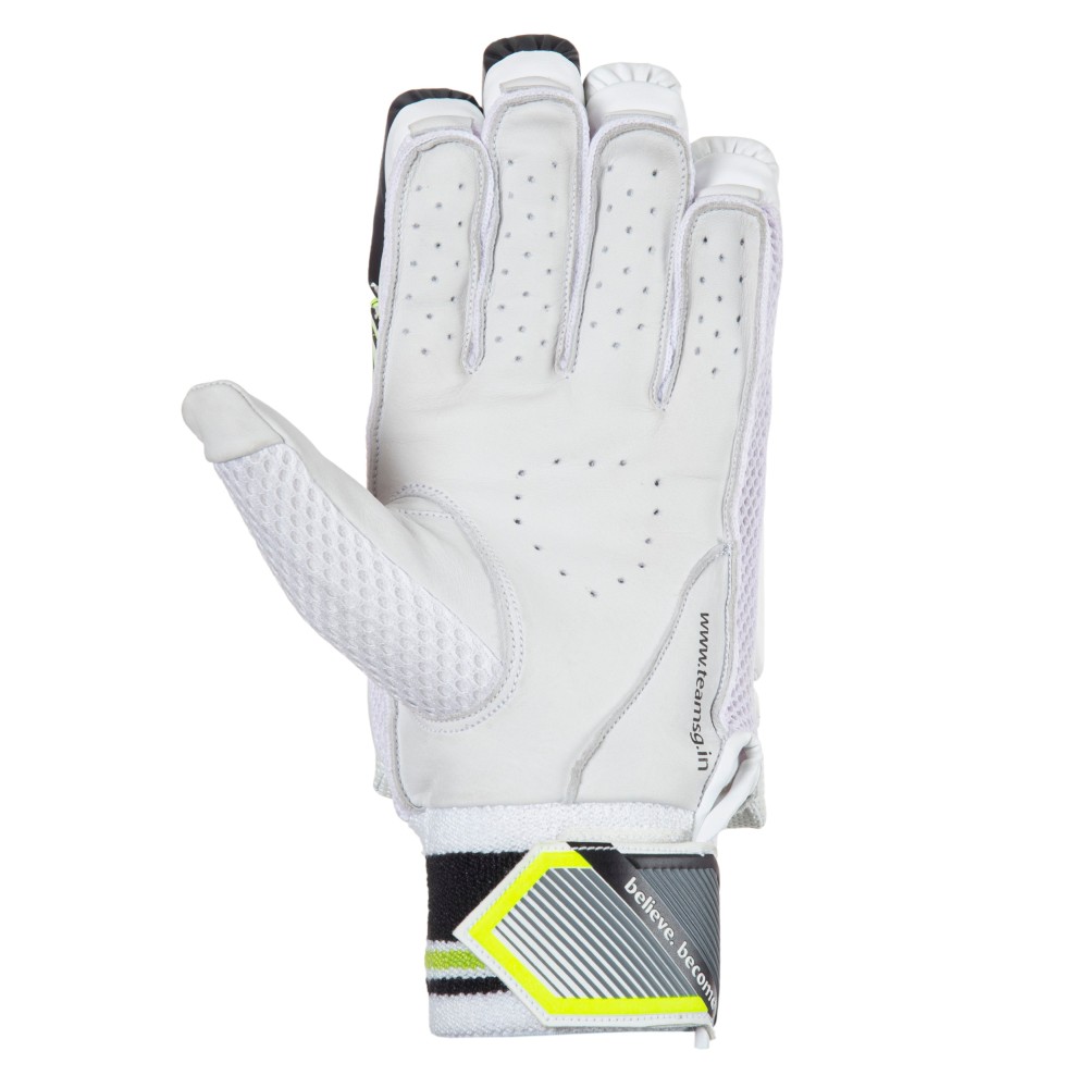 SG Excelite Batting Gloves SG Excelite Batting Gloves