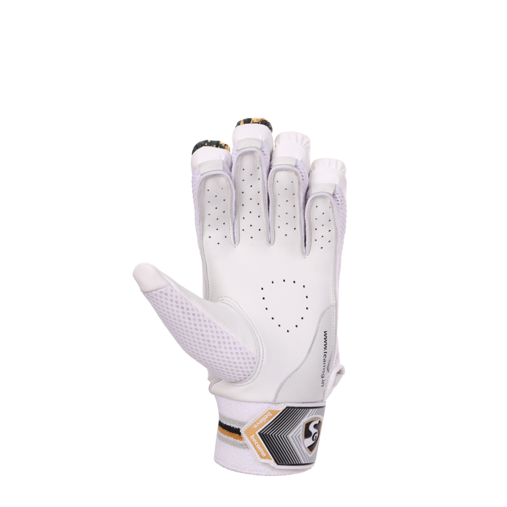 SG Savage Lite Batting gloves
