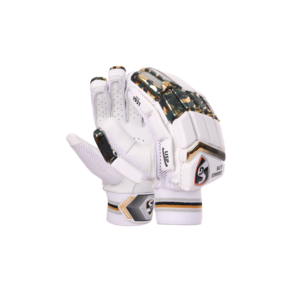 SG Savage Lite Batting gloves