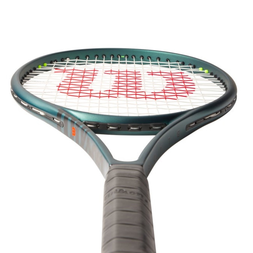 Wilson Blade 100L V9 Tennis Racquet 