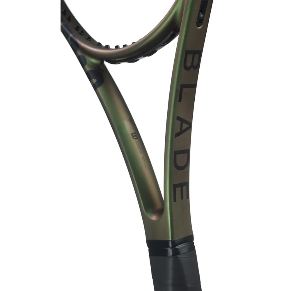 Wilson Blade 104 V8 Tennis Racquet