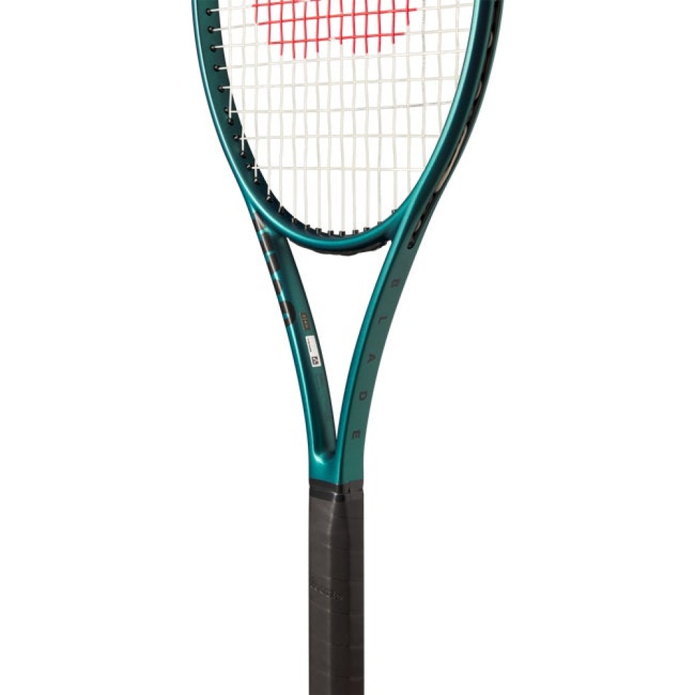 Wilson Blade 98 18x20 V9 Tennis Racquet